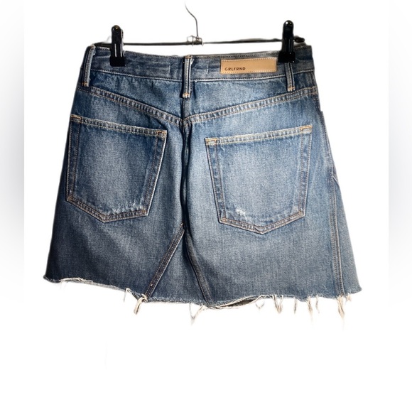 GRLFRND Eva Deals 5 pocket Distressed Trendy Stylish med Denim Mini Skirt 25 - Picture 3 of 4